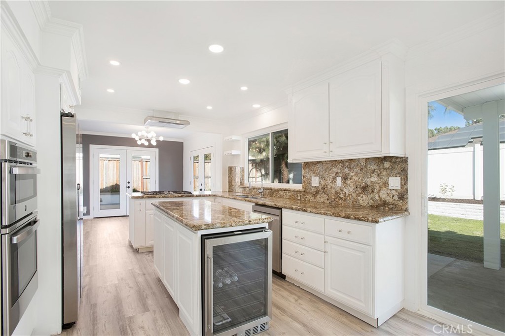 13772 Sanderstead Road