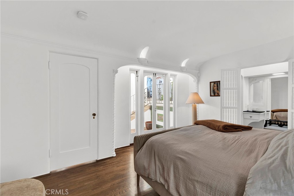 2111 Rockledge