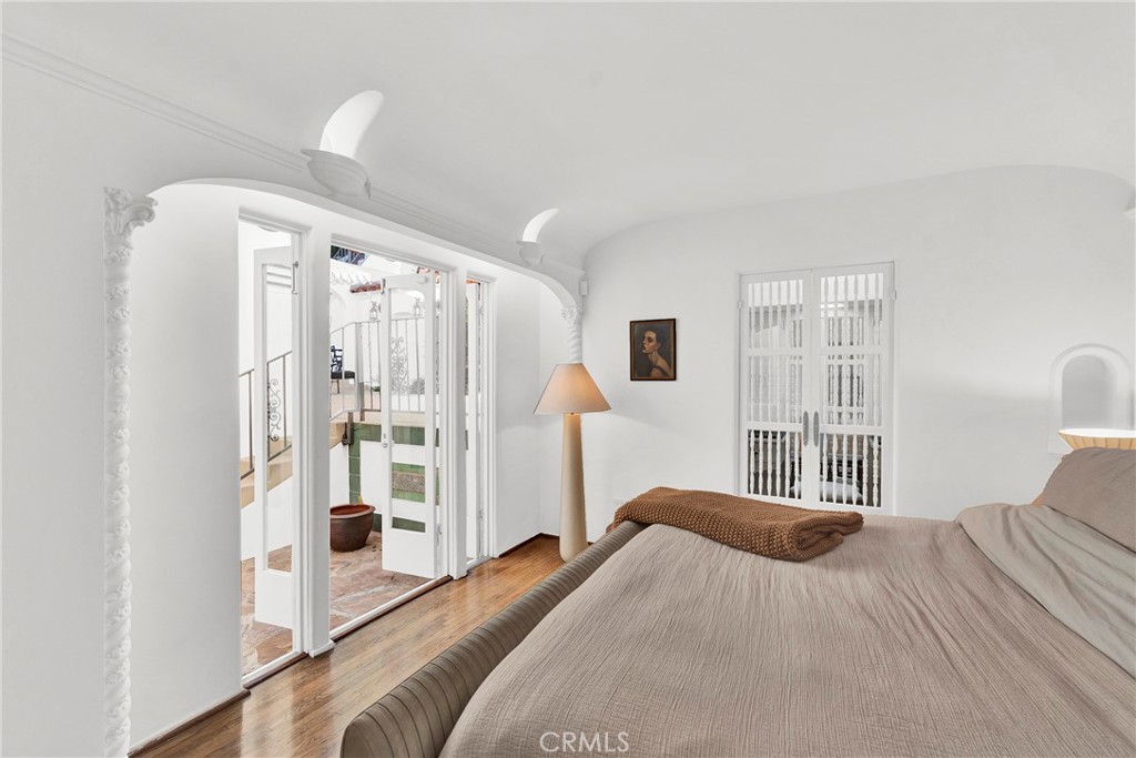 2111 Rockledge