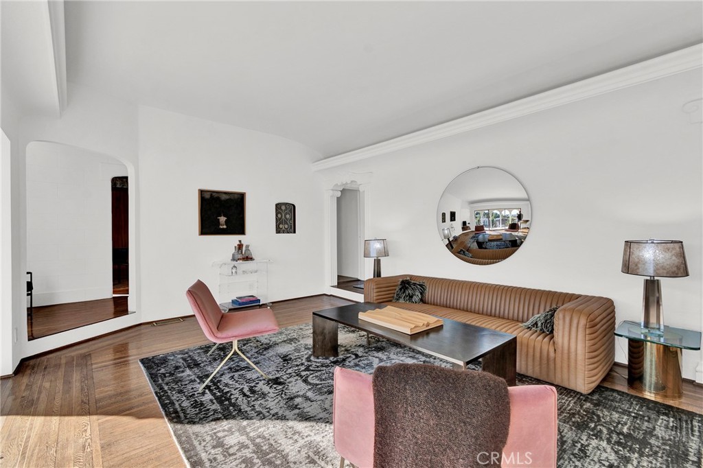2111 Rockledge