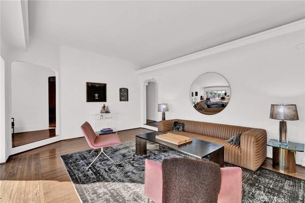 2111 Rockledge