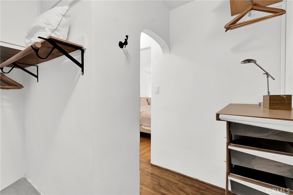 2111 Rockledge