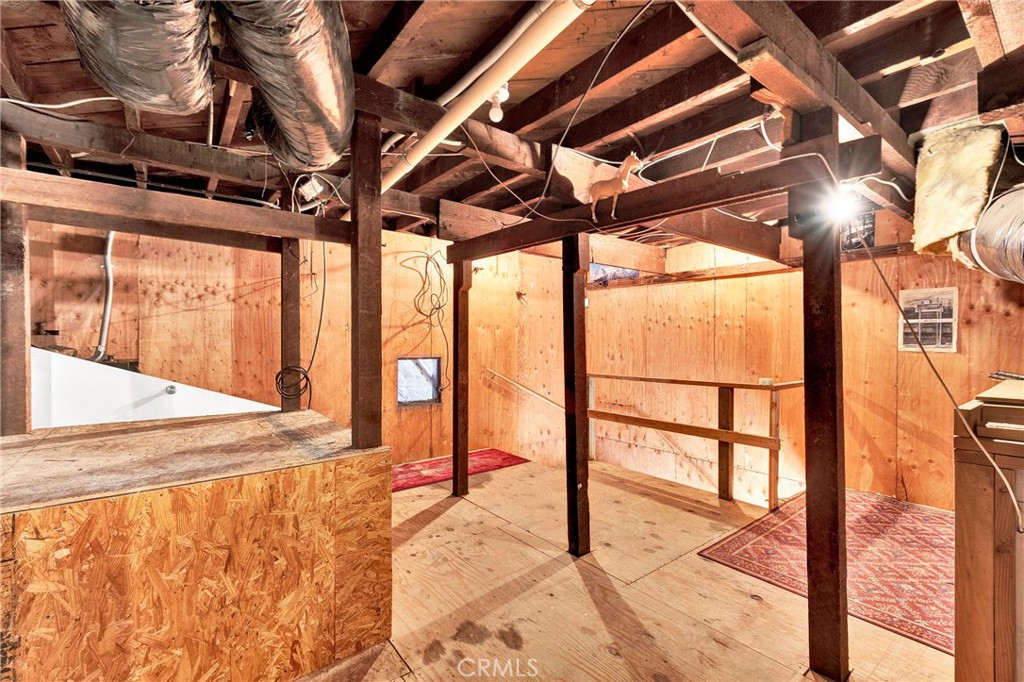 2111 Rockledge