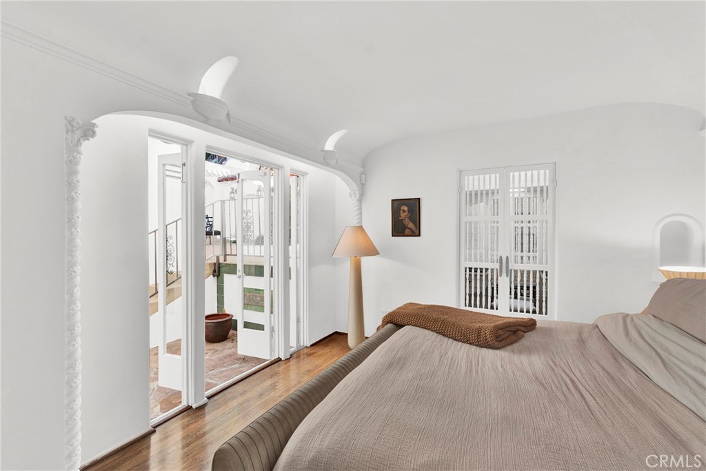 2111 Rockledge