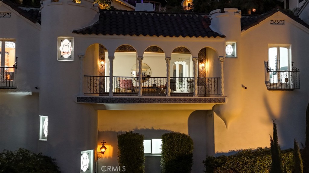 2111 Rockledge