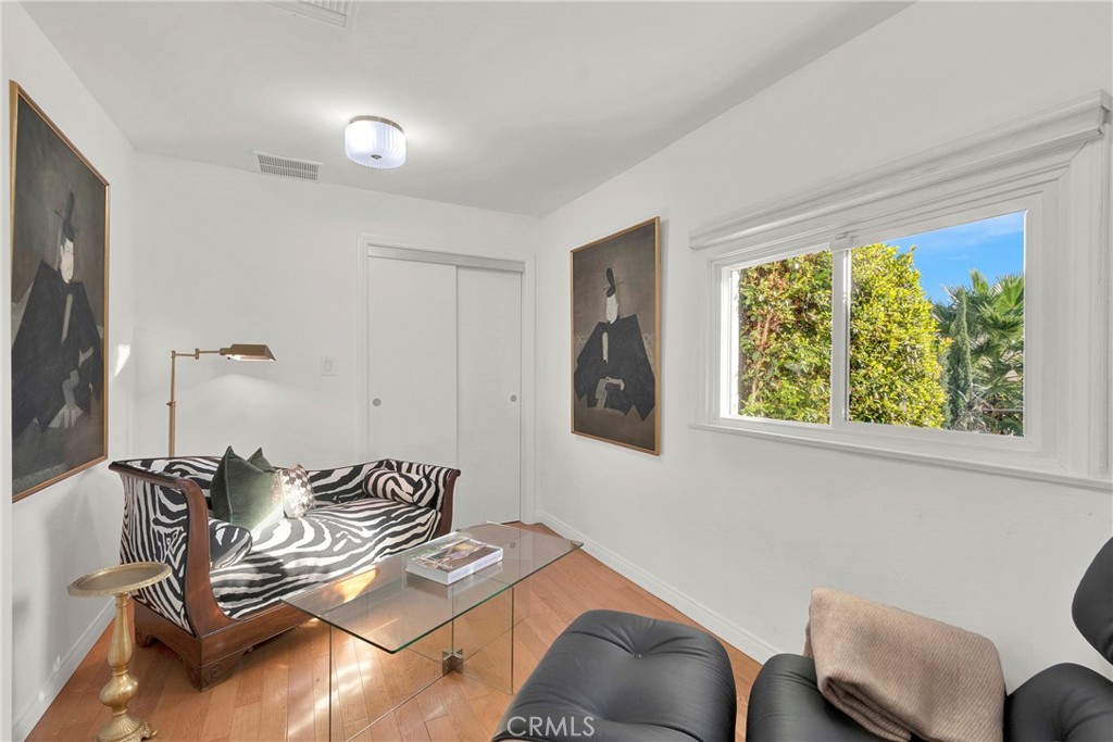 2111 Rockledge