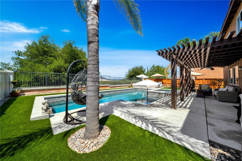 46109 Via La Tranquila