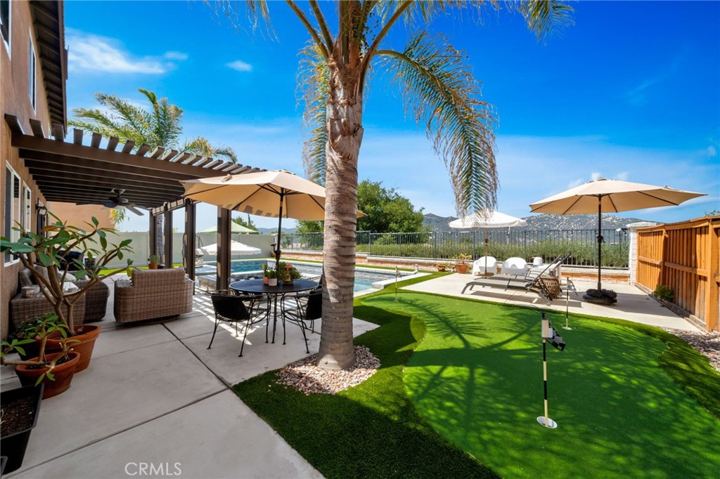 46109 Via La Tranquila