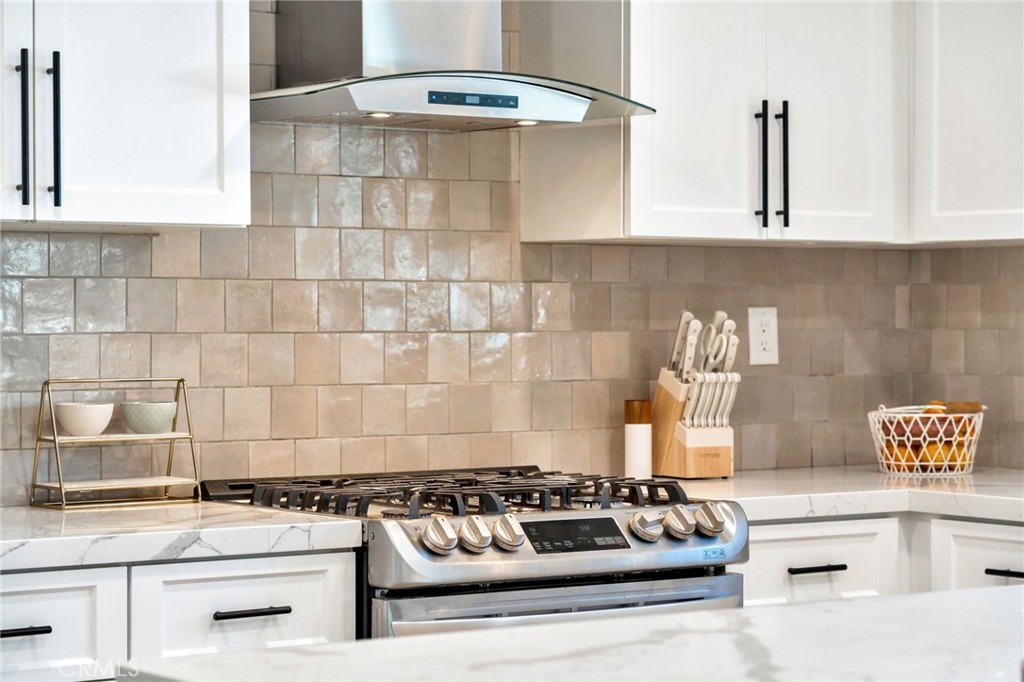 46109 Via La Tranquila