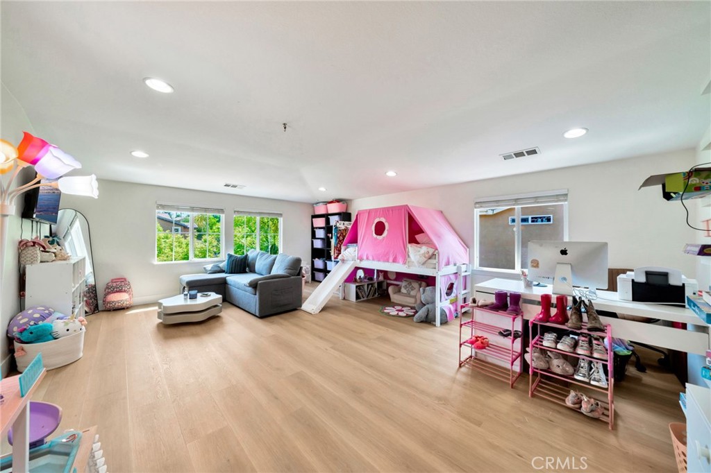 46109 Via La Tranquila