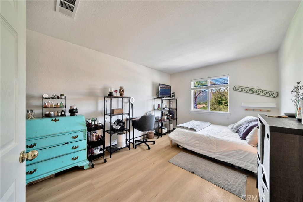 46109 Via La Tranquila