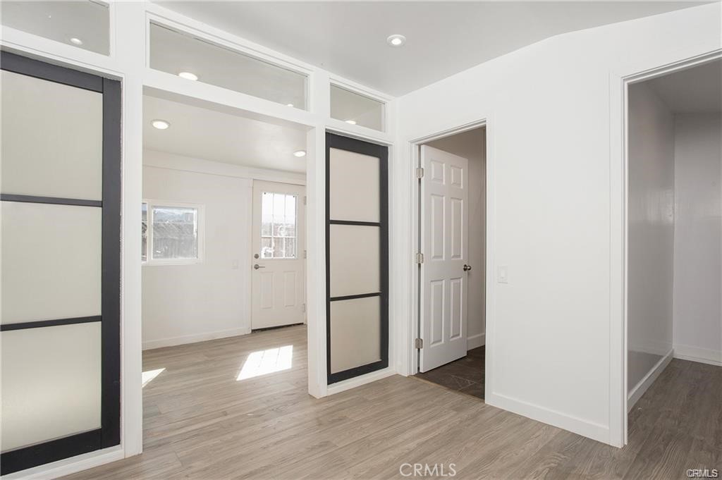 251 Avenida Del Mar B