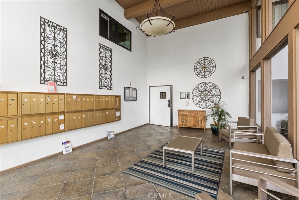 2501 S El Camino Real 205