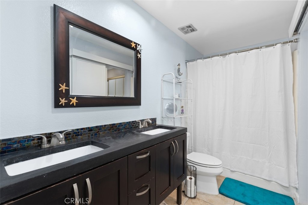 2501 S El Camino Real 205