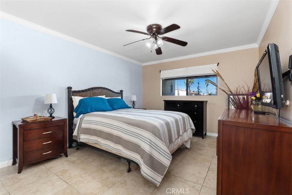 2501 S El Camino Real 205