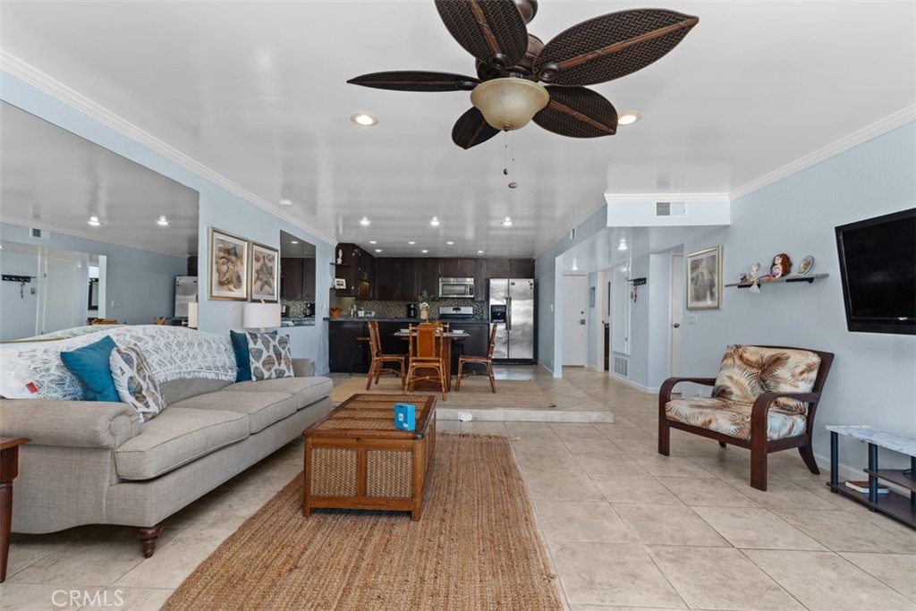 2501 S El Camino Real 205