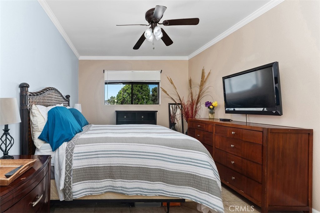 2501 S El Camino Real 205