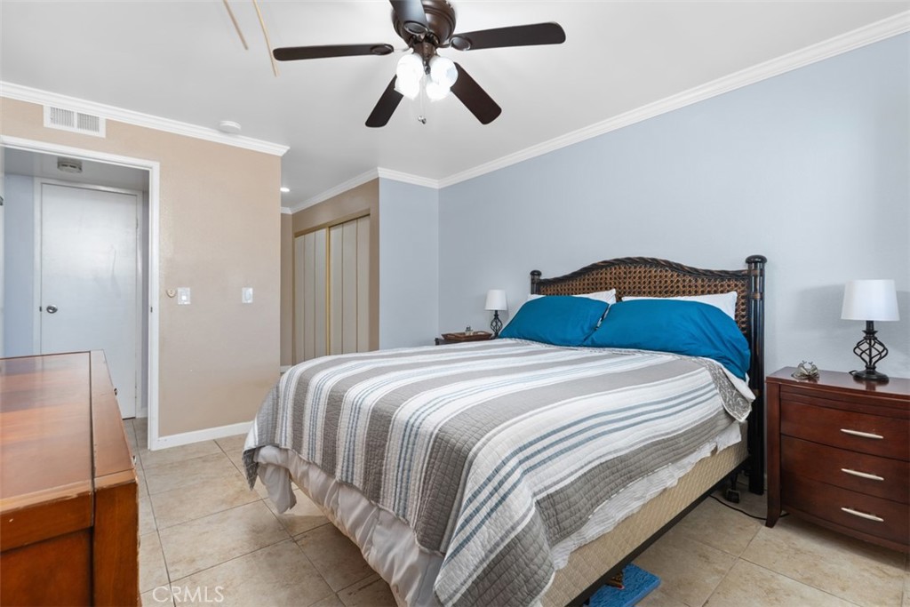 2501 S El Camino Real 205