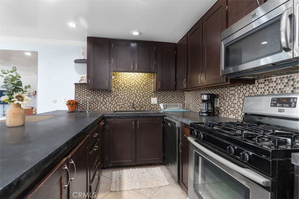 2501 S El Camino Real 205