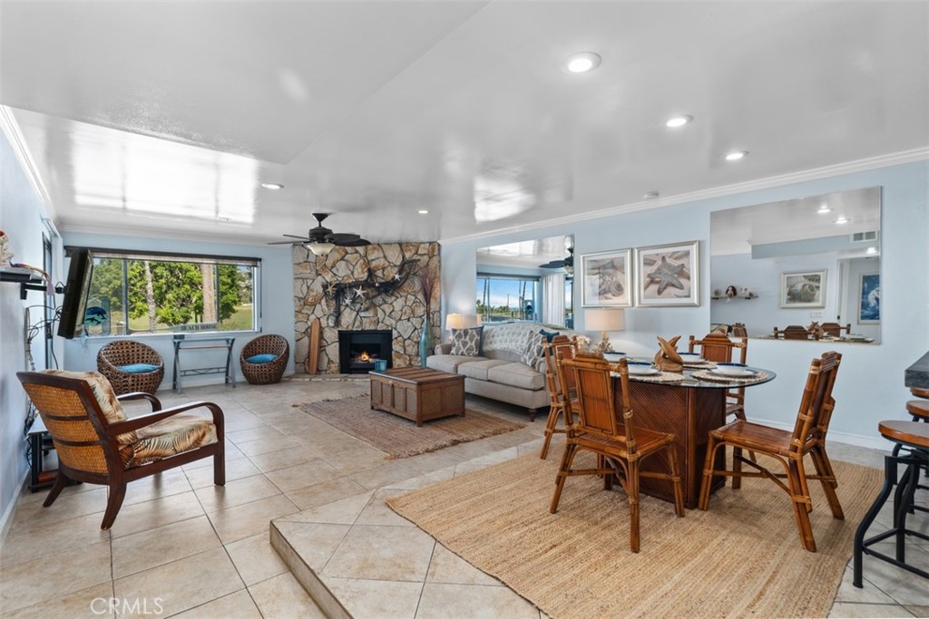 2501 S El Camino Real 205