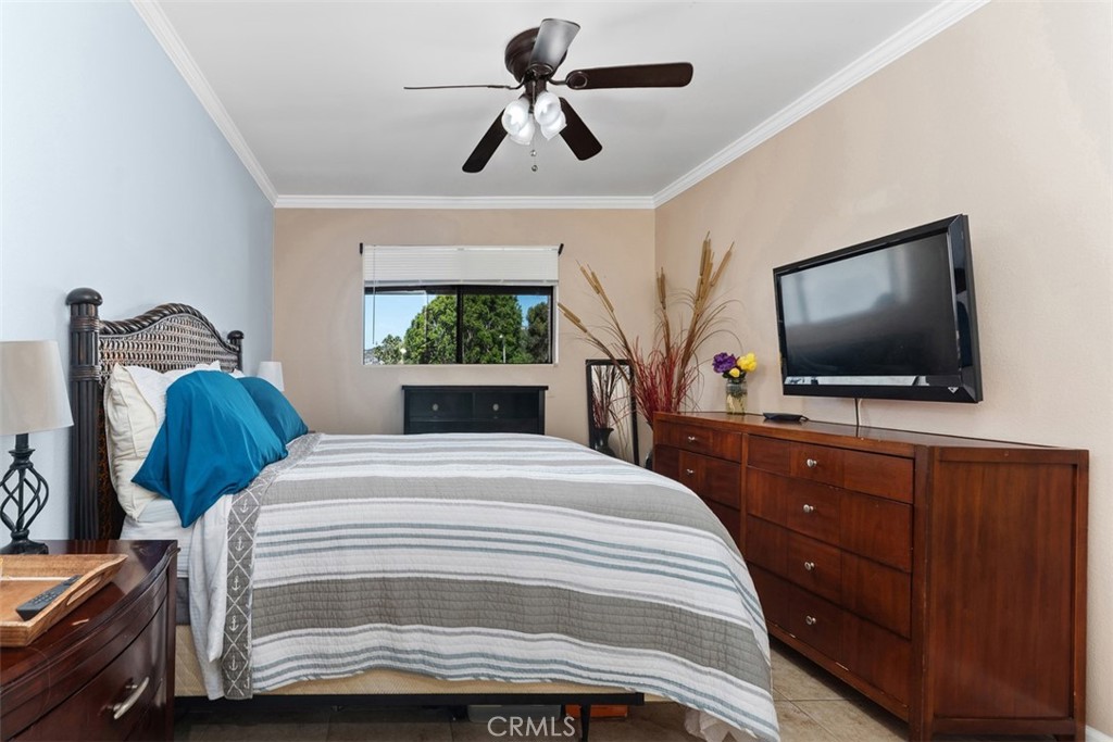 2501 S El Camino Real 205