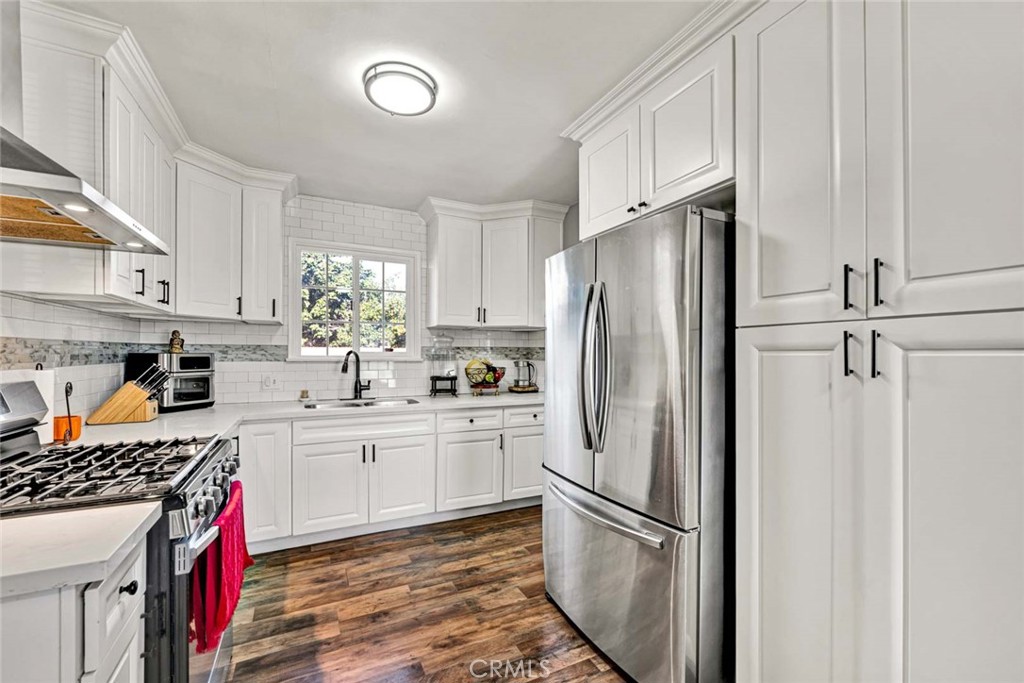 7901 Rockwell Avenue