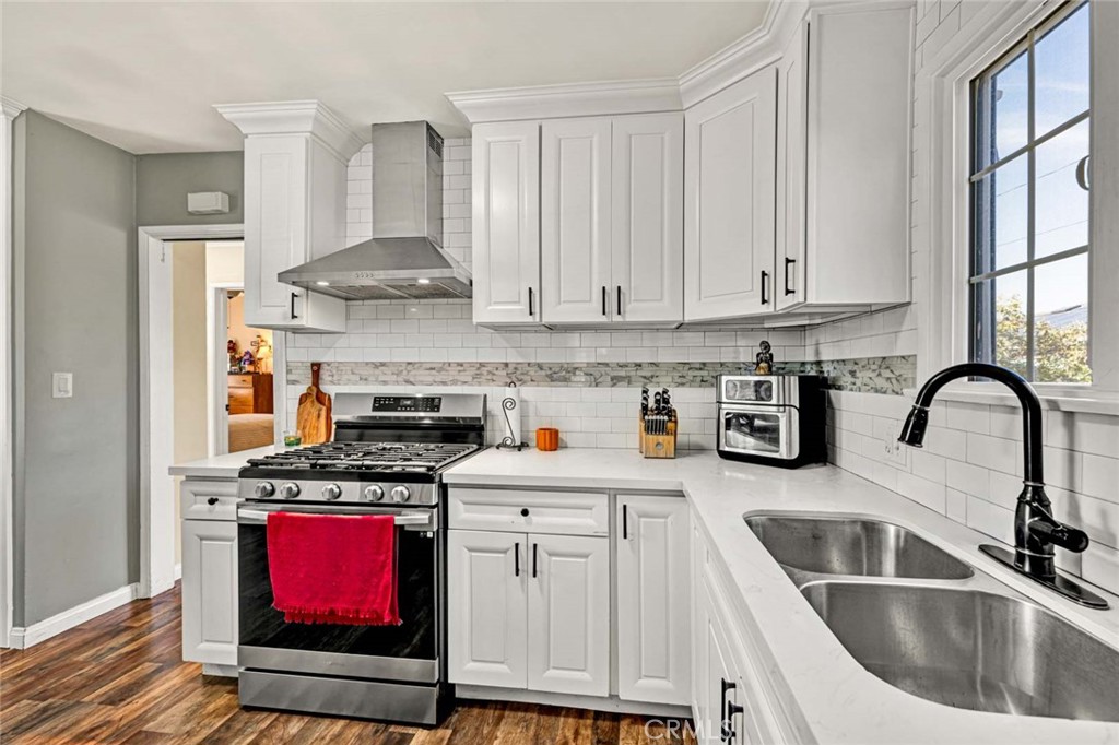 7901 Rockwell Avenue