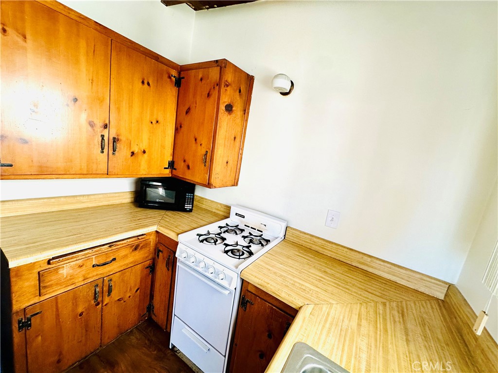 216 Avenida Cabrillo