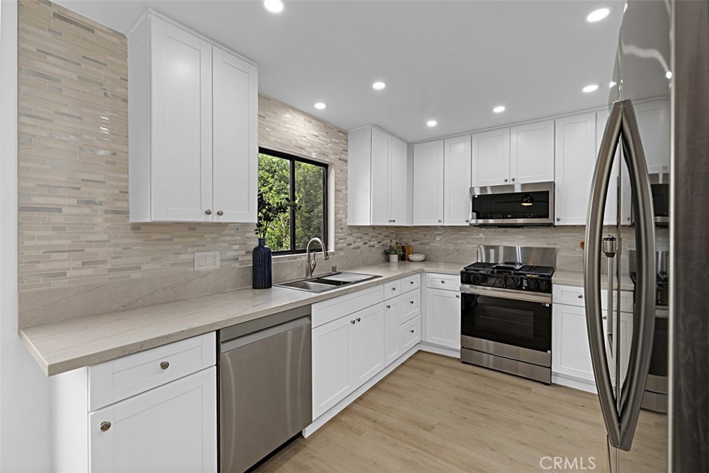4218 Troost 20