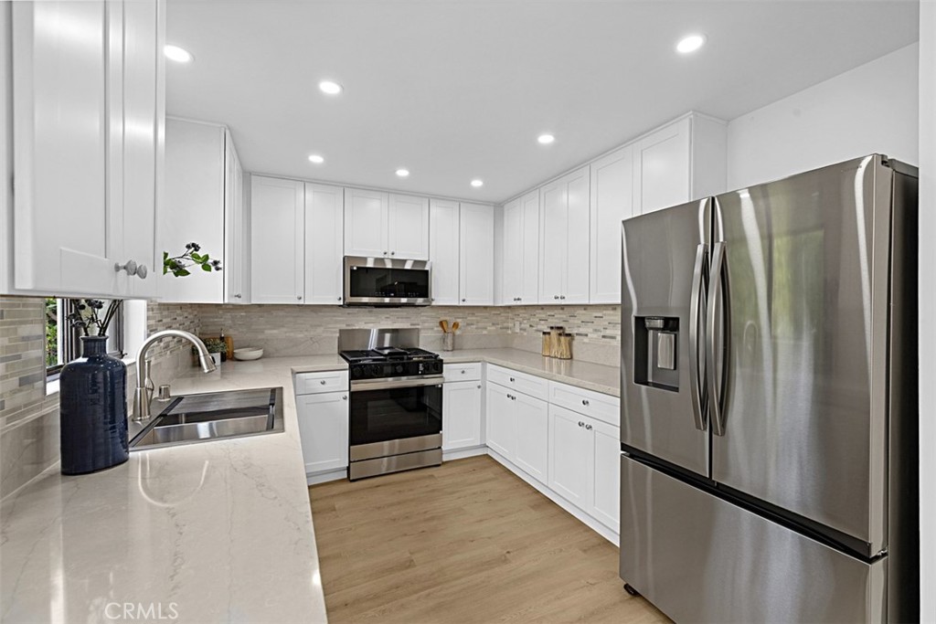 4218 Troost 20