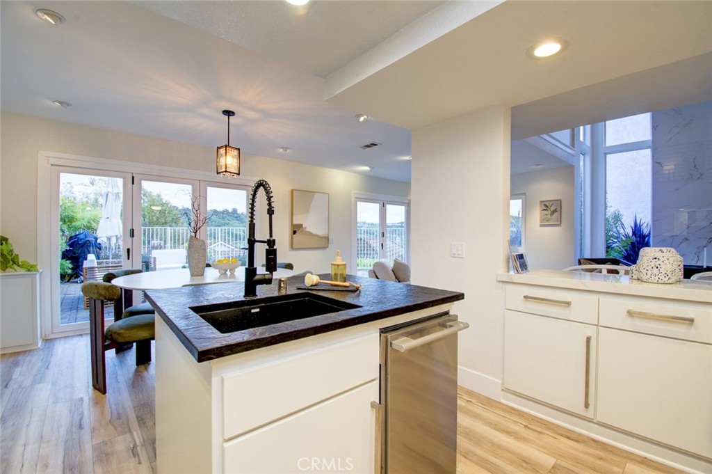 51 La Costa Court