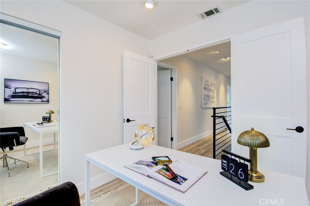 51 La Costa Court