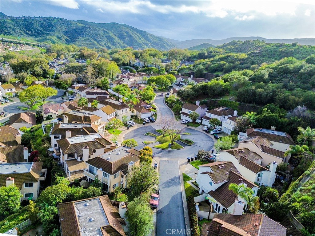 51 La Costa Court