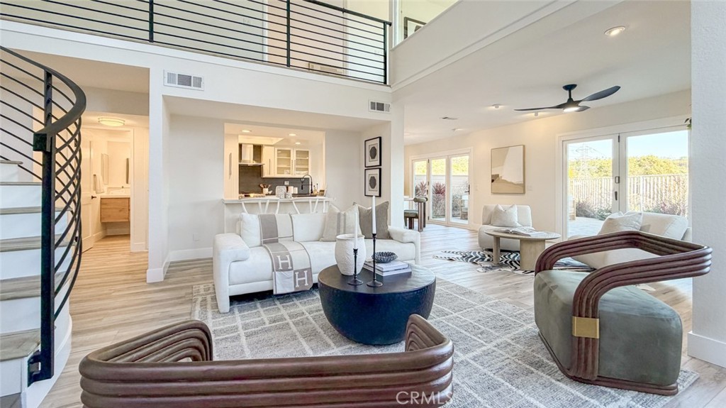 51 La Costa Court