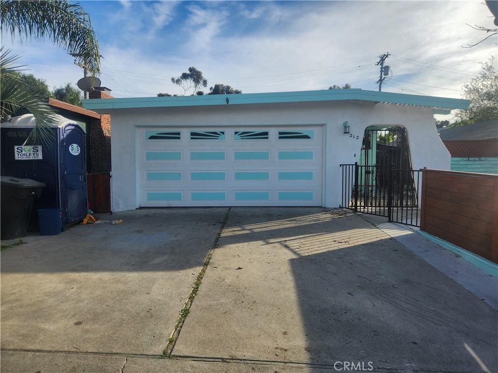 212 Avenida Sierra