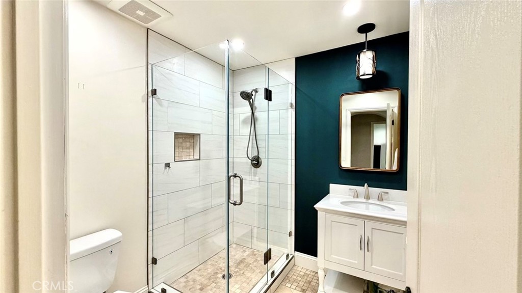 26061 26061 Via Viento