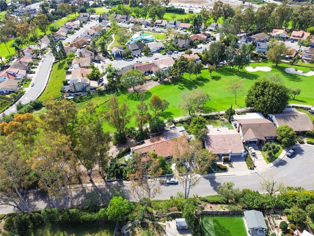 26061 26061 Via Viento