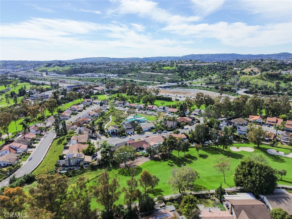 26061 26061 Via Viento