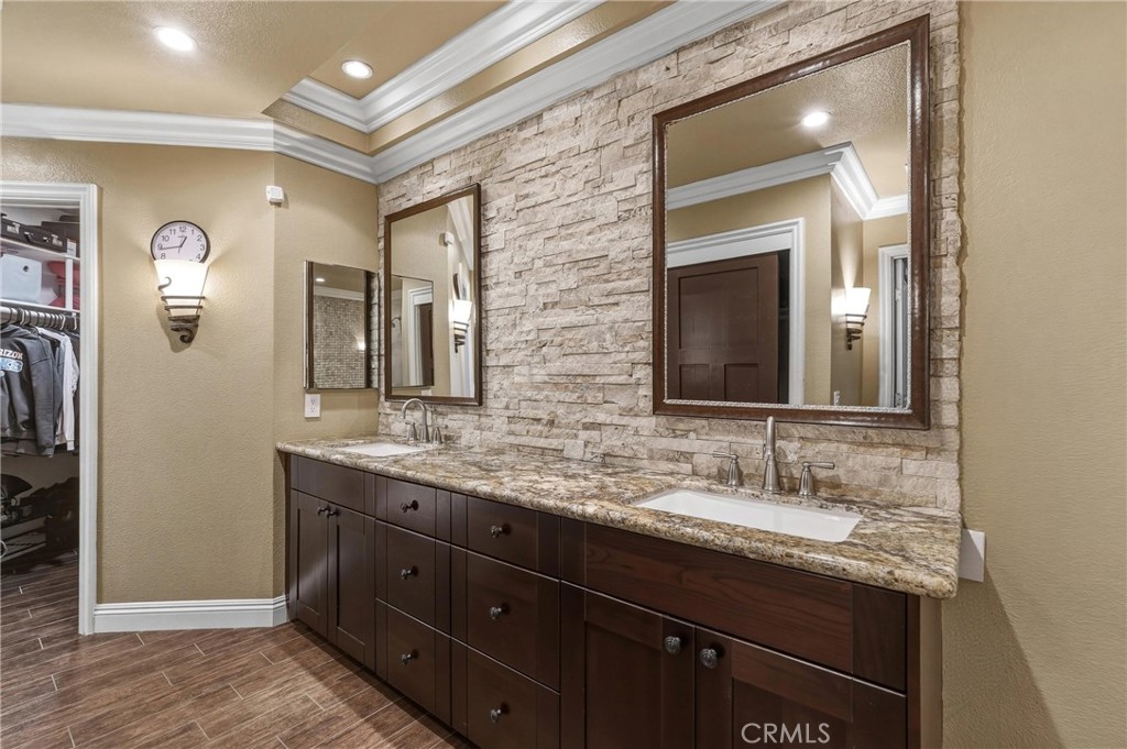 24210 Jasper Lake 52