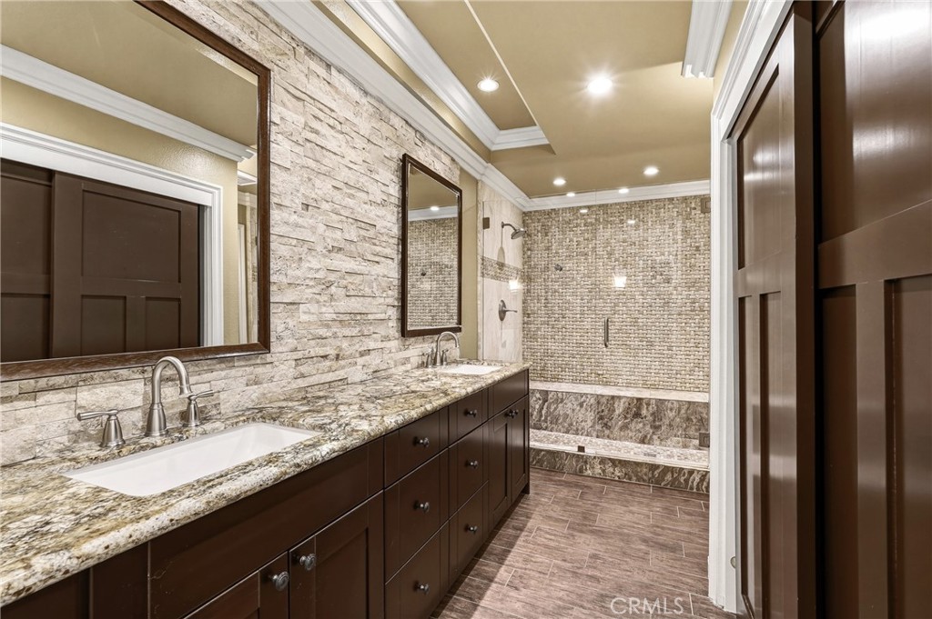 24210 Jasper Lake 52