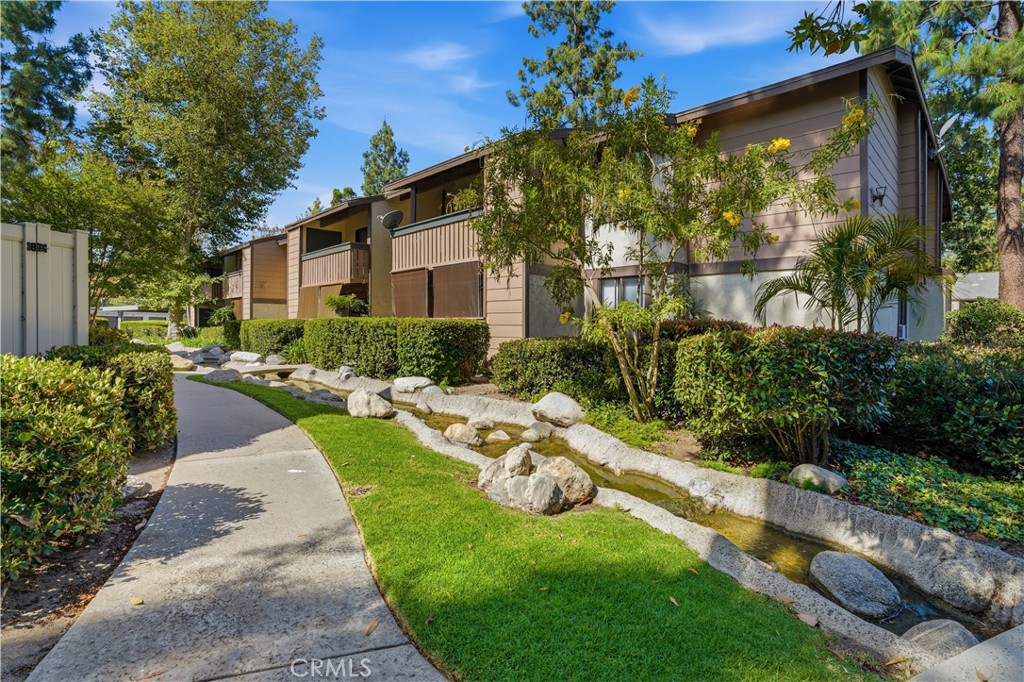 20702 El Toro Road 231