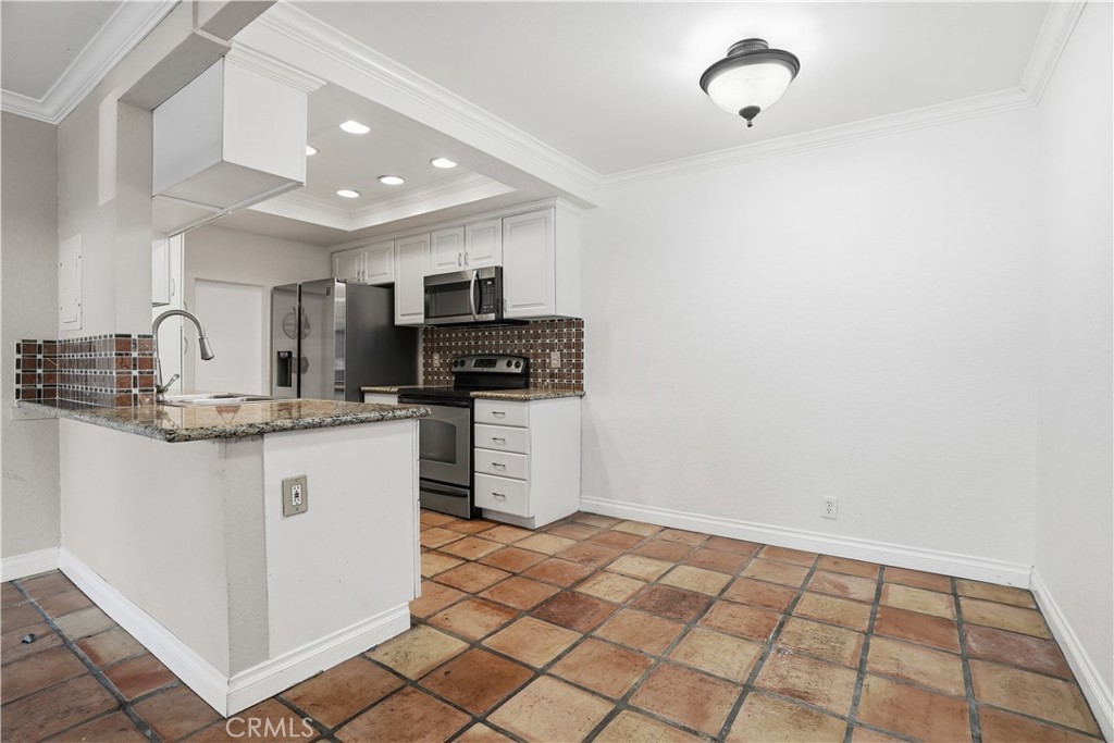 20702 El Toro Road 231