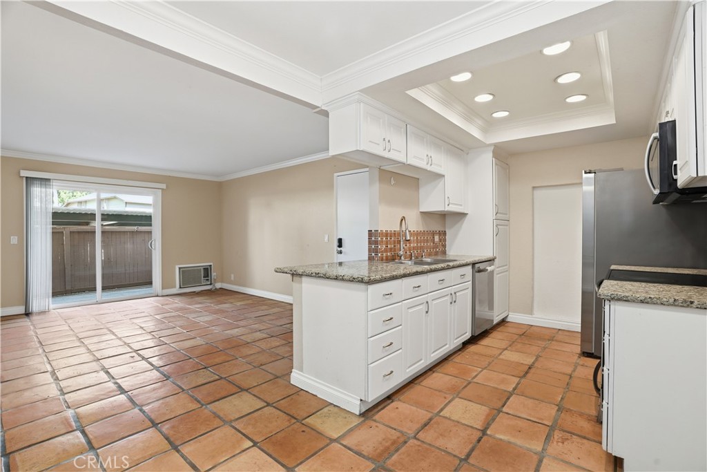 20702 El Toro Road 231
