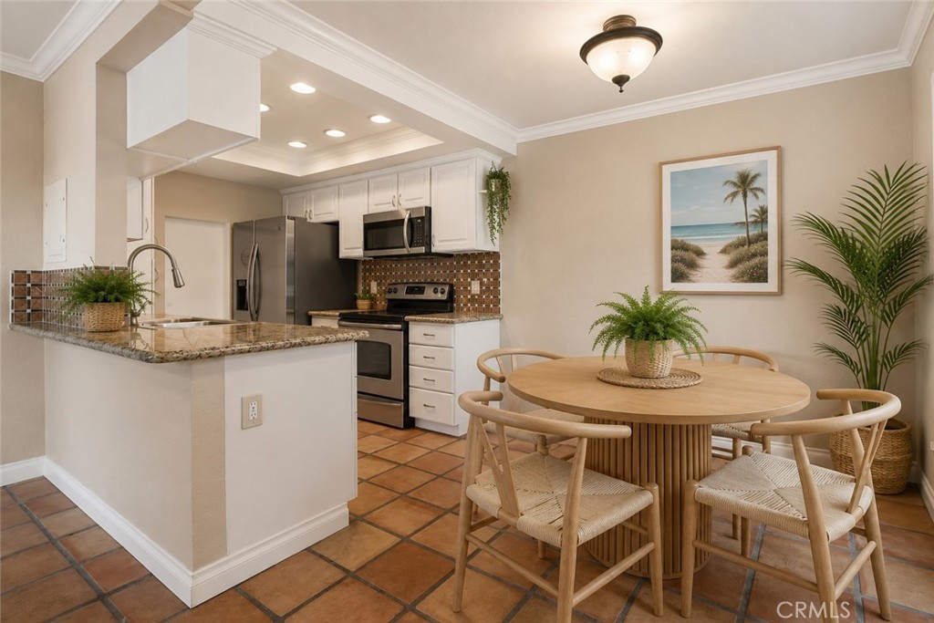 20702 El Toro Road 231