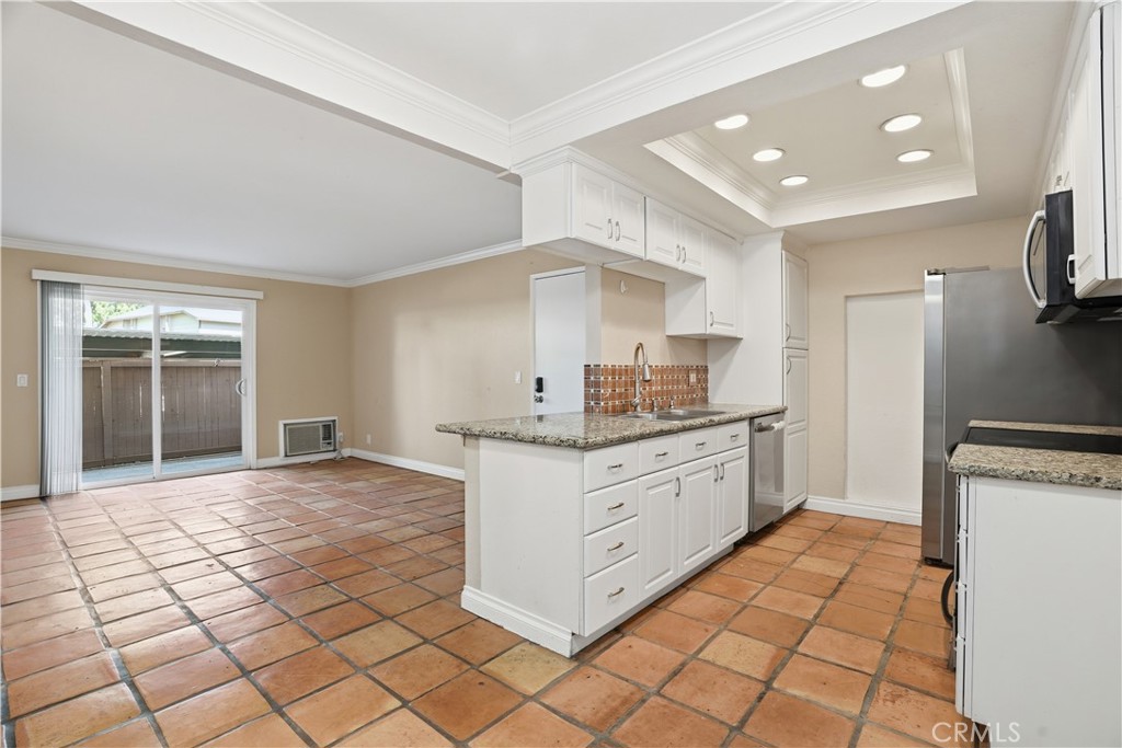 20702 El Toro Road 231