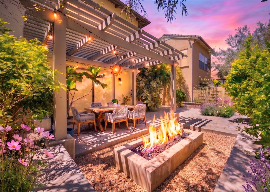 28301 Via Del Mar