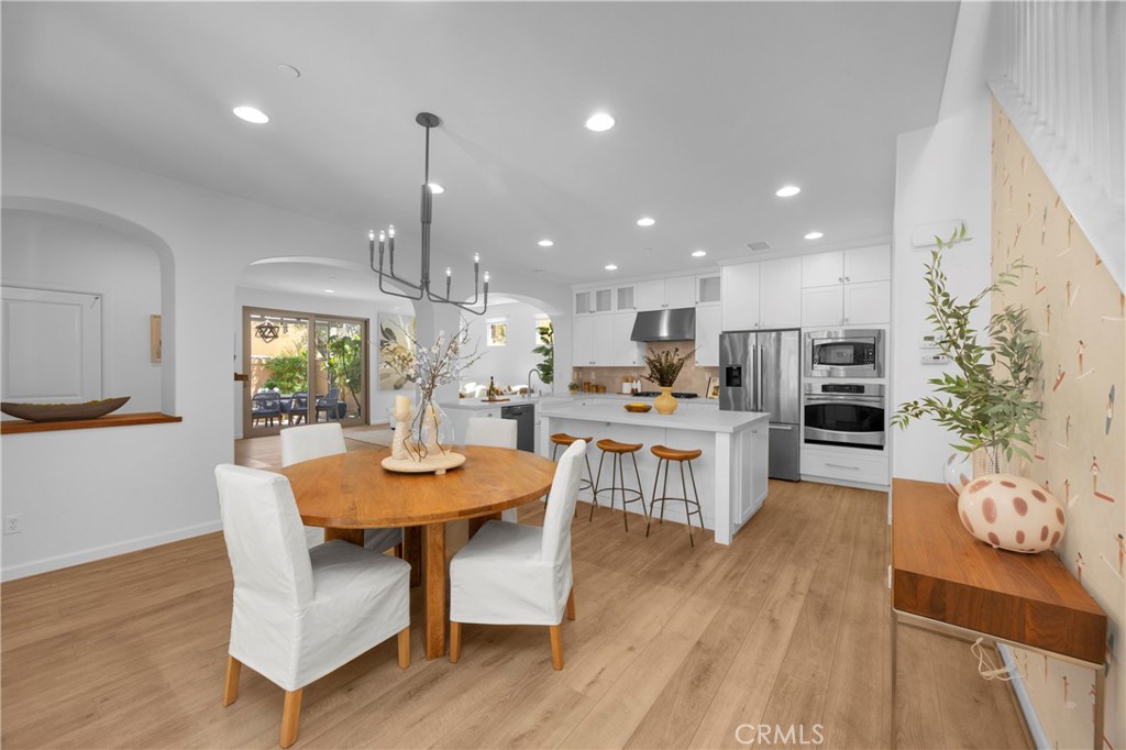 28301 Via Del Mar