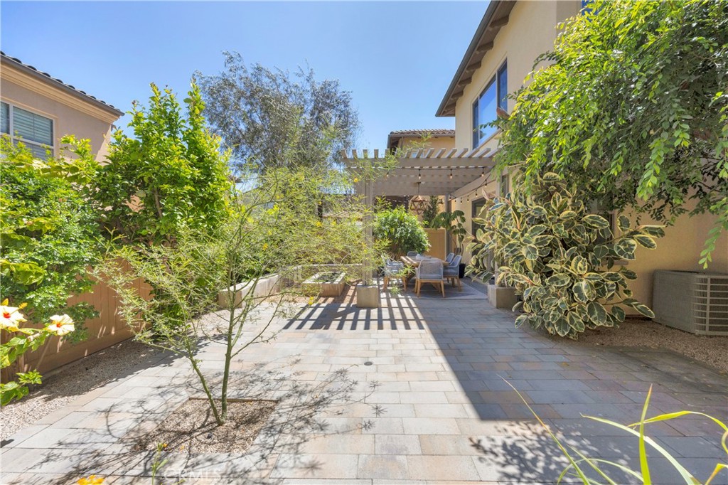 28301 Via Del Mar