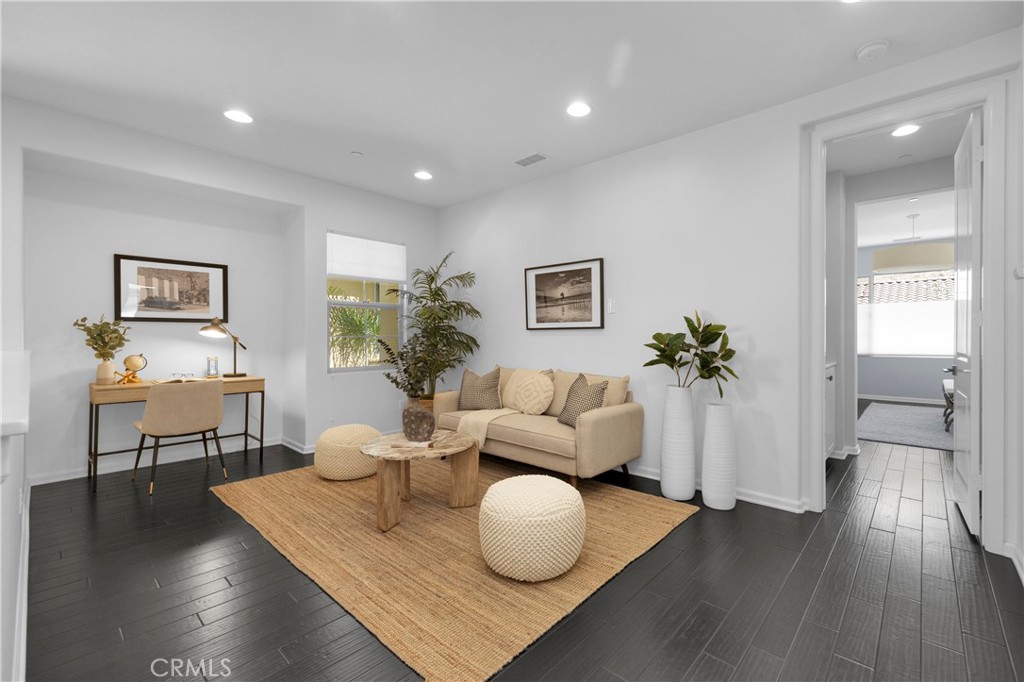 28301 Via Del Mar