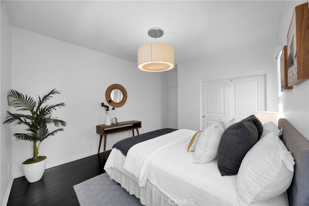 28301 Via Del Mar
